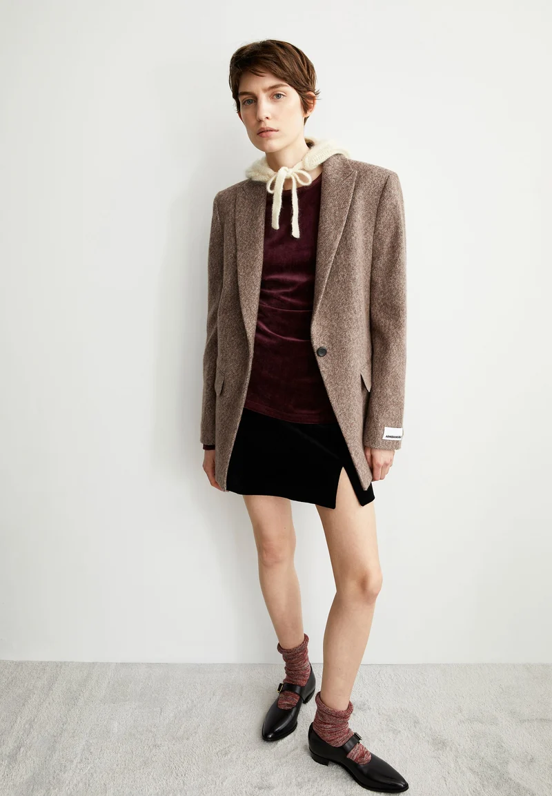 VANJARAA VELVET | black