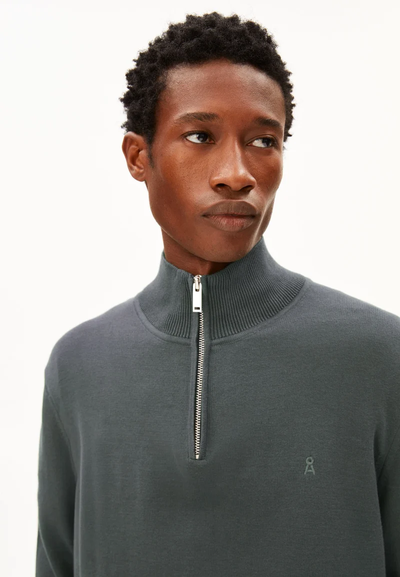 FAABES STRICKPULLOVER | space steel