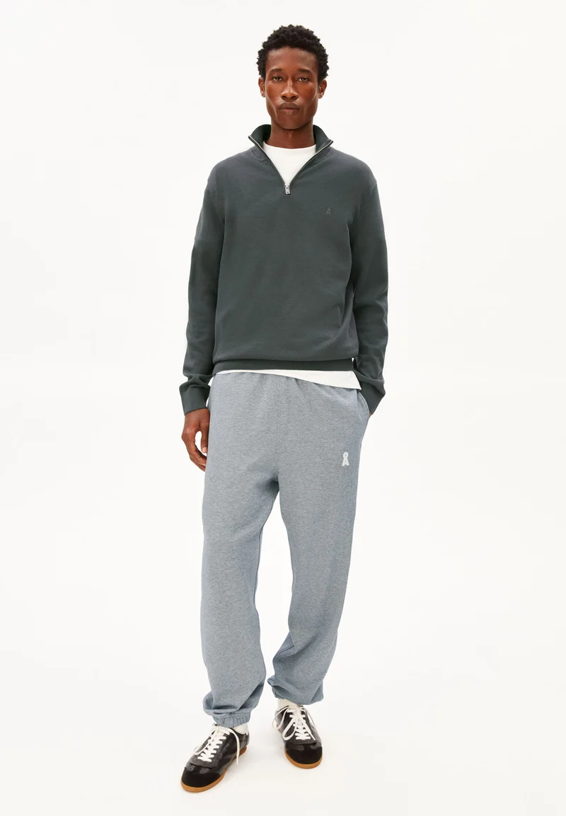 FAABES STRICKPULLOVER | space steel