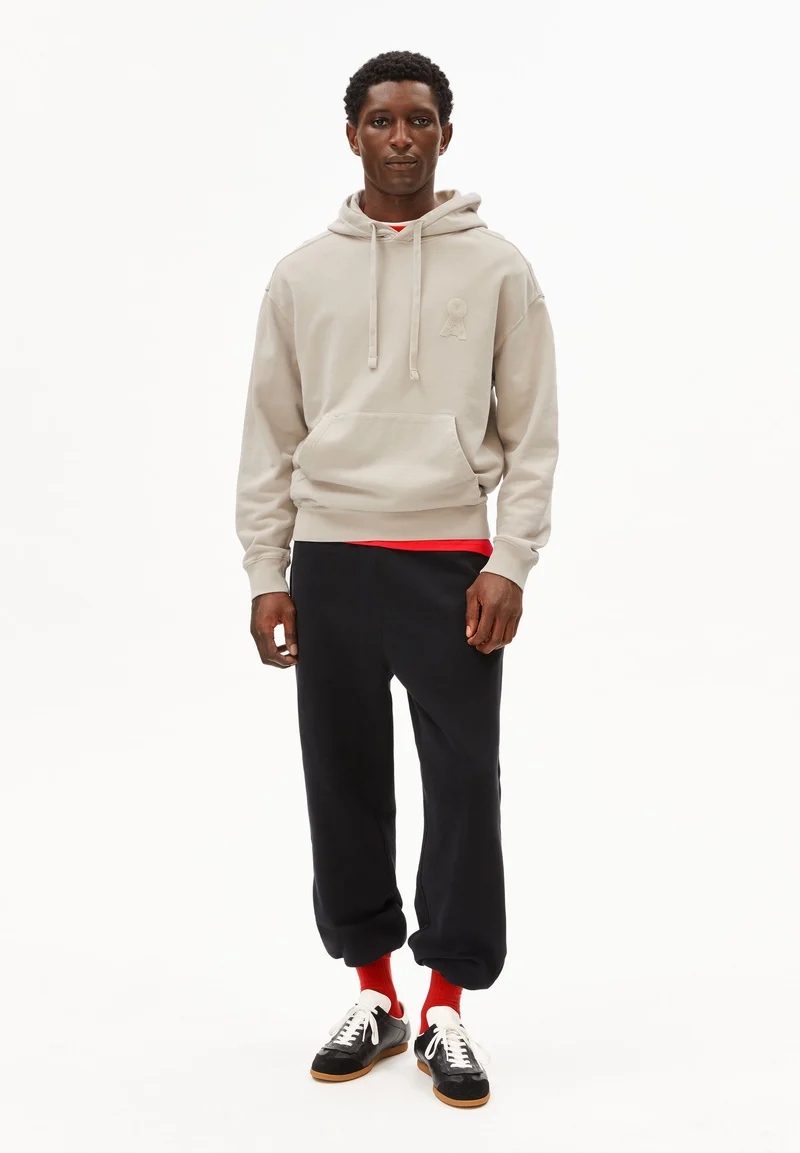 ICONIC Å GMT DYE HOODIE | sand stone washed