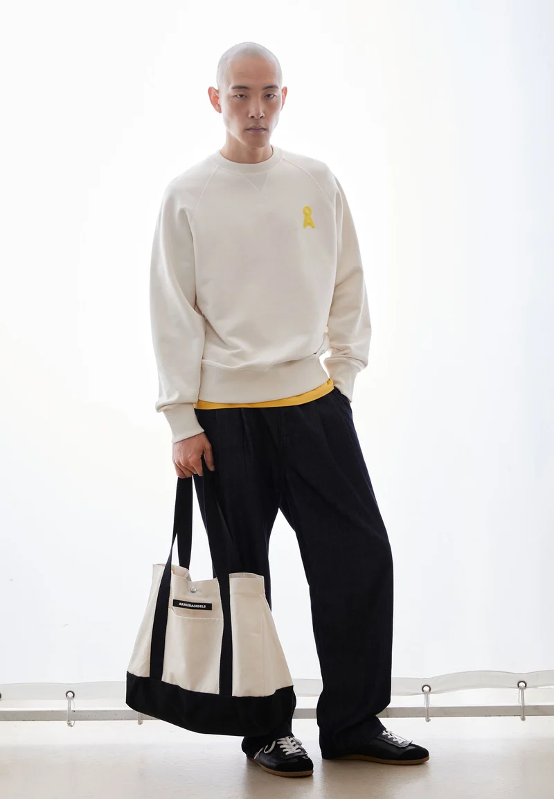 ICONIC Å MEL SWEATSHIRT | pure