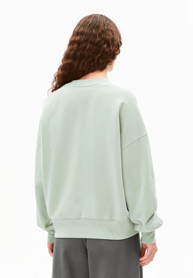 ICONIC Å ALIZAA SWEATSHIRT | foam