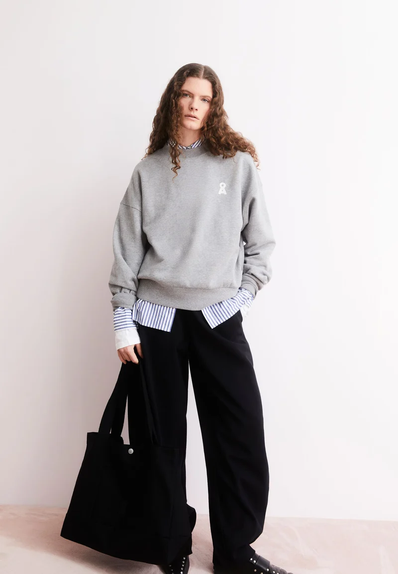 ICONIC Å ALIZAA SWEATSHIRT | silver melange