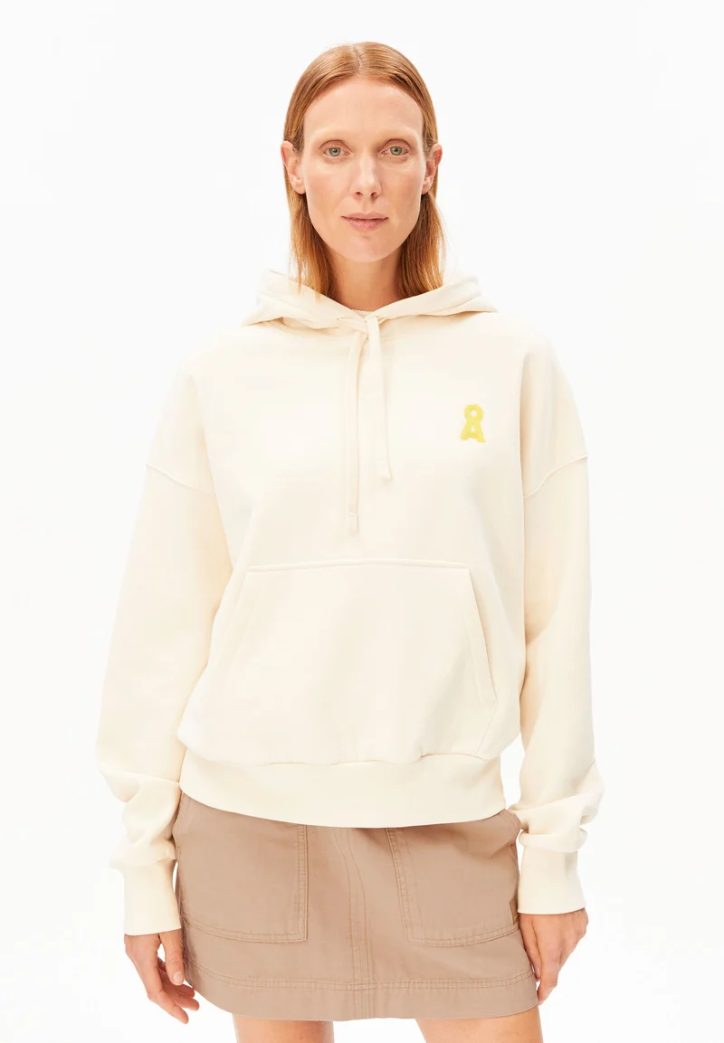 ICONIC Å FRANCISARAA