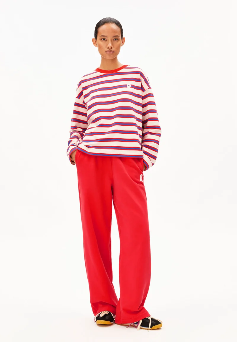 ICONIC Å FRANKAA BOLD | undyed-mars red-dynamo blue