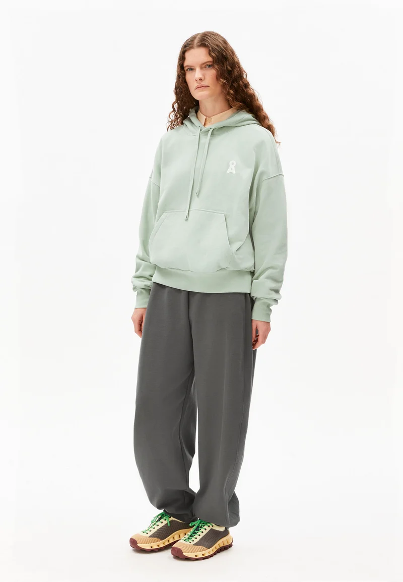ICONIC Å FRANCISARAA HOODIE | foam