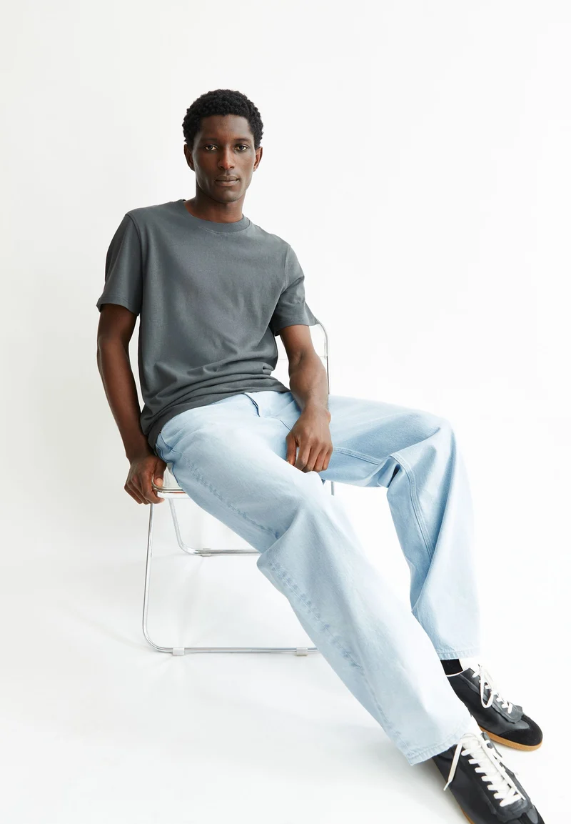 MAARKOS MID WEIGHT T-SHIRT | space steel