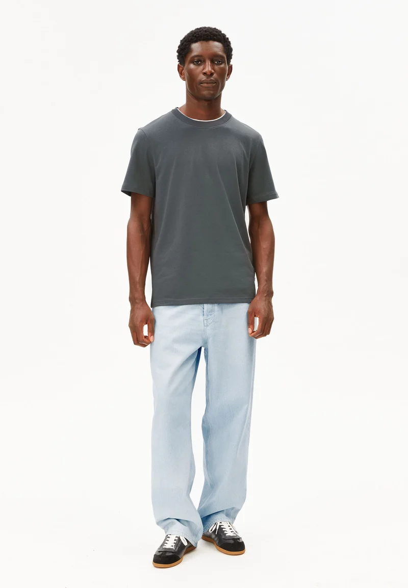 MAARKOS MID WEIGHT T-SHIRT | space steel