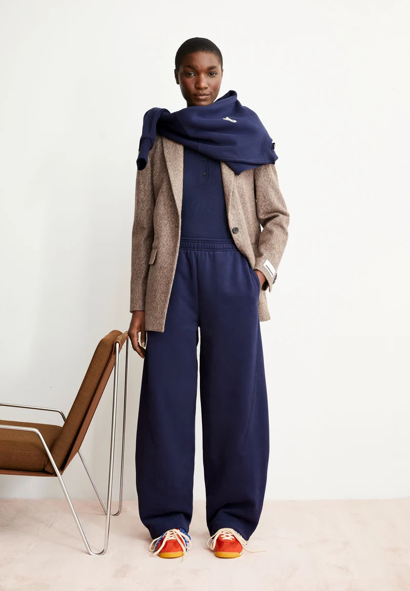 BELLAISAA | tinted navy
