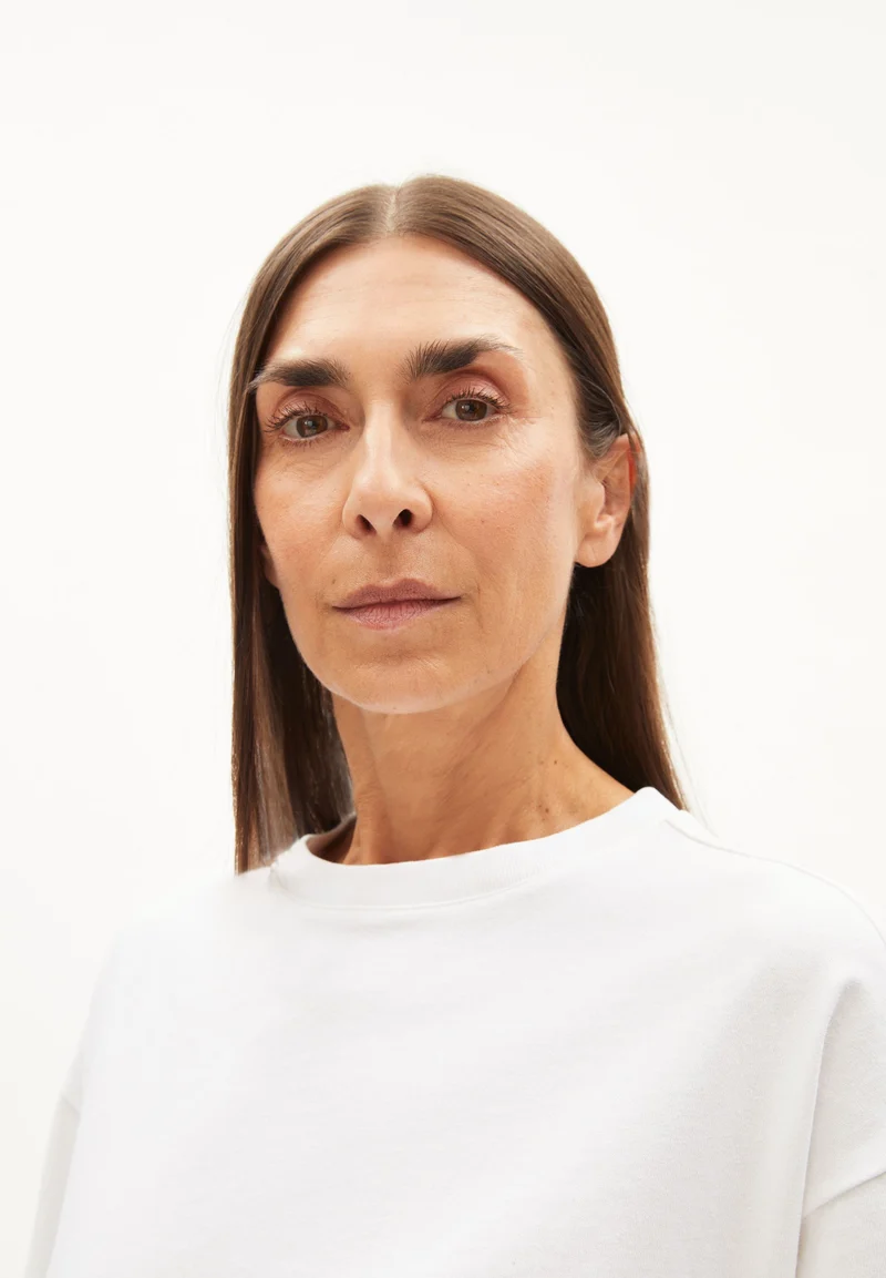 LAAURI | white