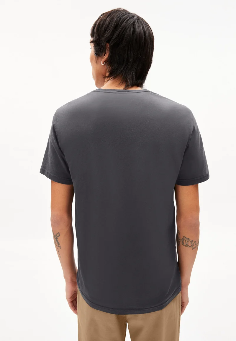 JAAMES T-SHIRT | acid black