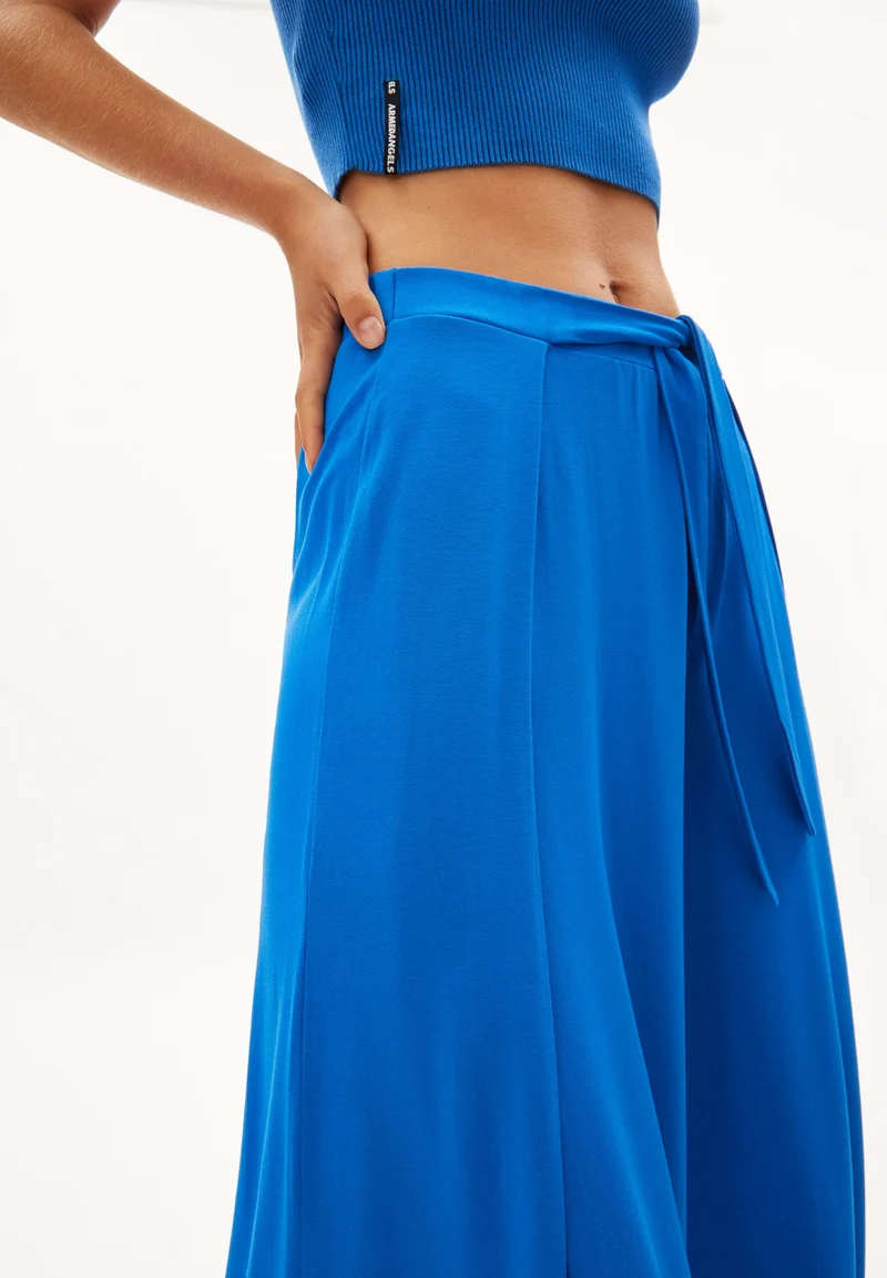 KARO LINAA SOLID | warm blue