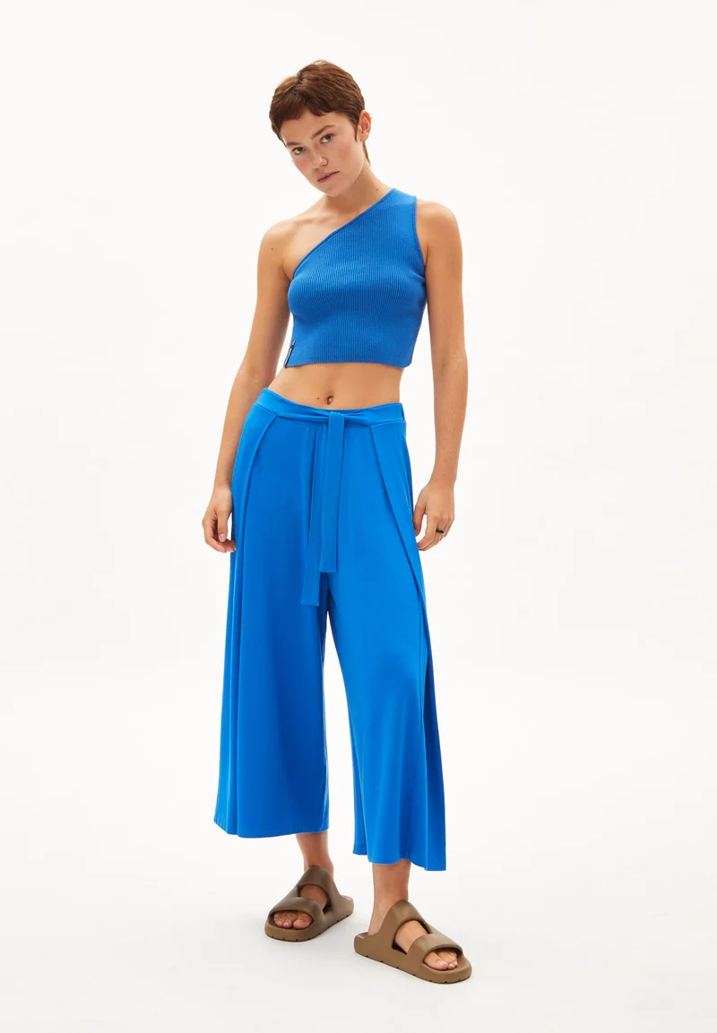 KARO LINAA SOLID | warm blue