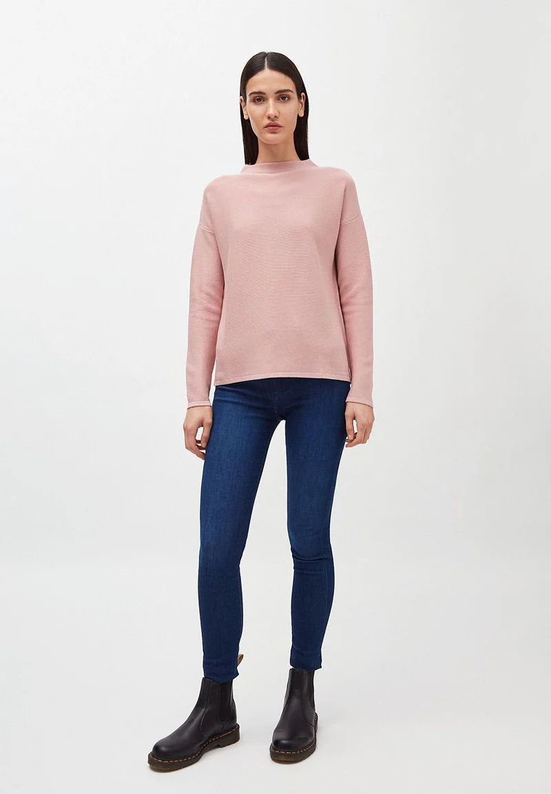 MEDINAA | pale mauve