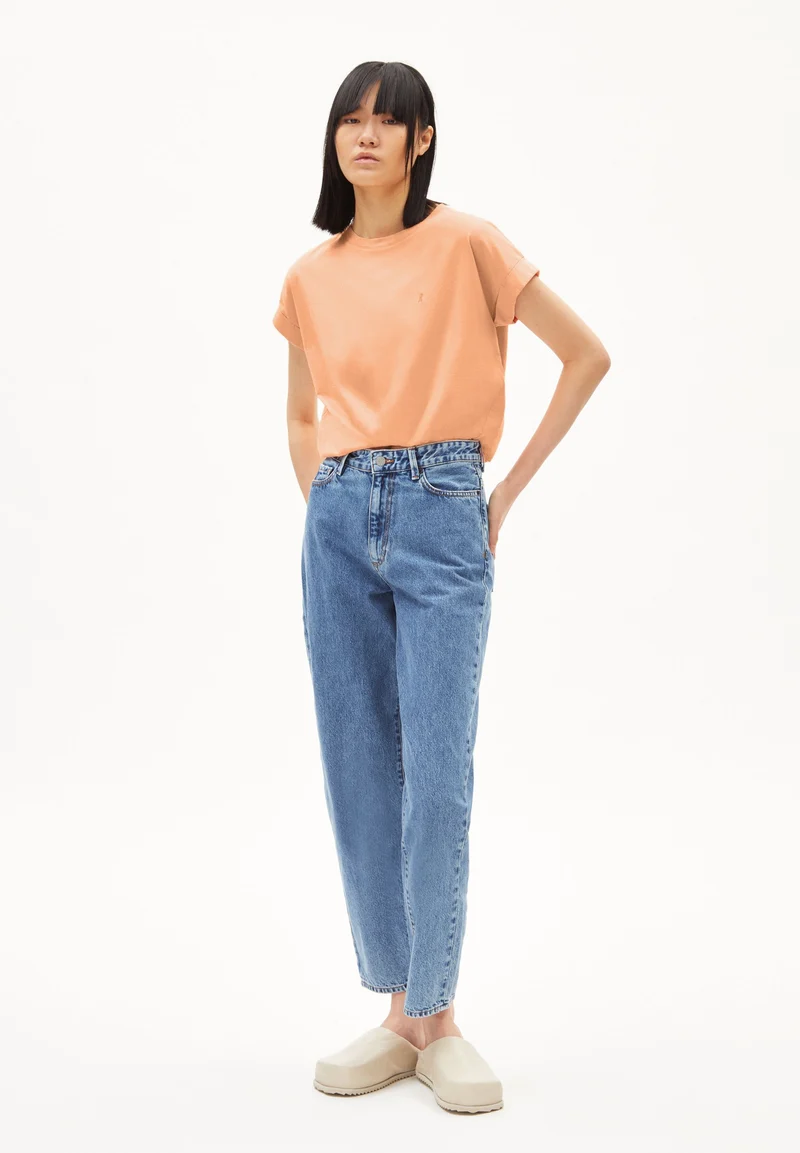 IDAARA T-SHIRT | warm peach