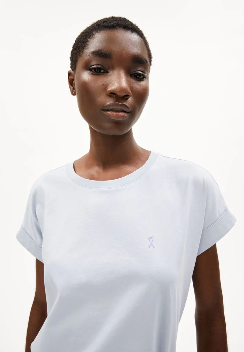 IDAARA T-SHIRT | morning sky