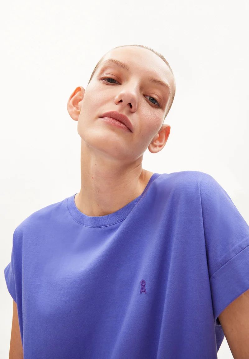 IDAARA T-SHIRT | vibrant violet