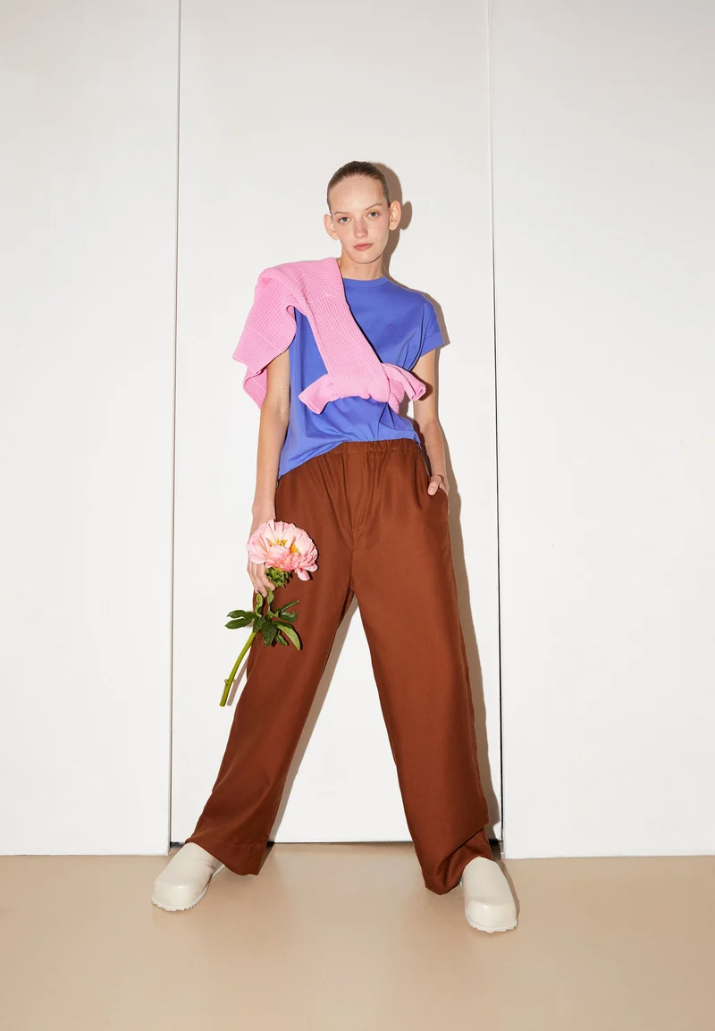 IDAARA T-SHIRT | vibrant violet