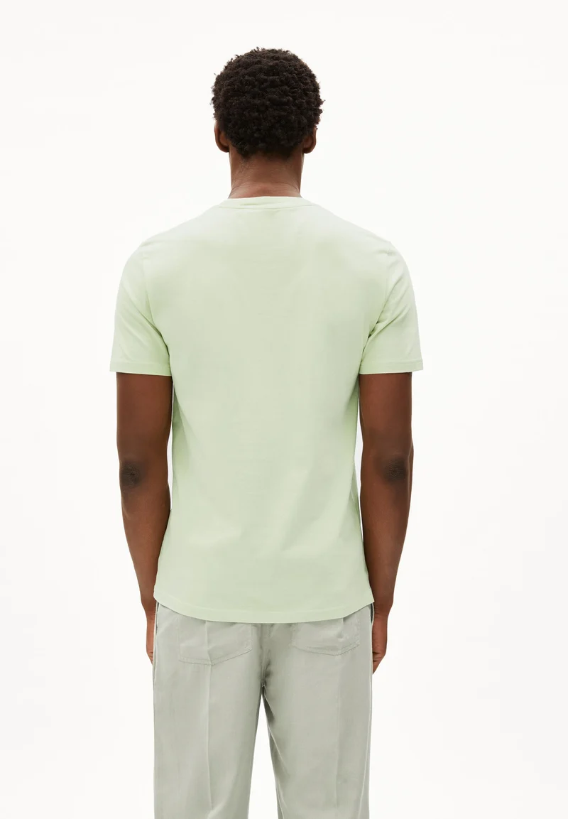 JAAMES T-SHIRT | green ash