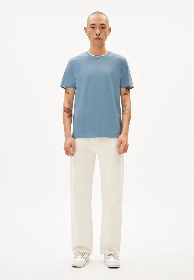 JAAMES T-SHIRT | pigment blue