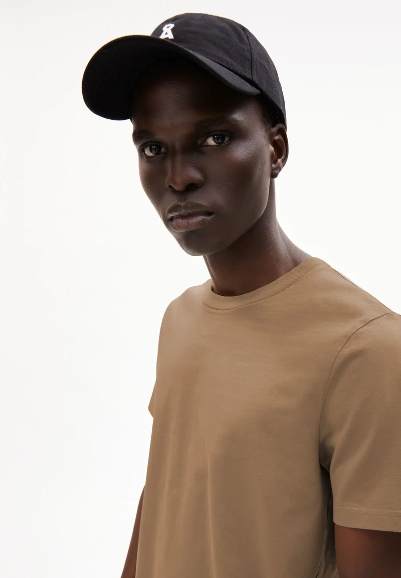 JAAMES T-SHIRT | light oak
