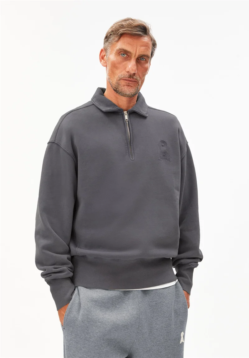 ICONIC Å GMT DYE ZIP TROYER