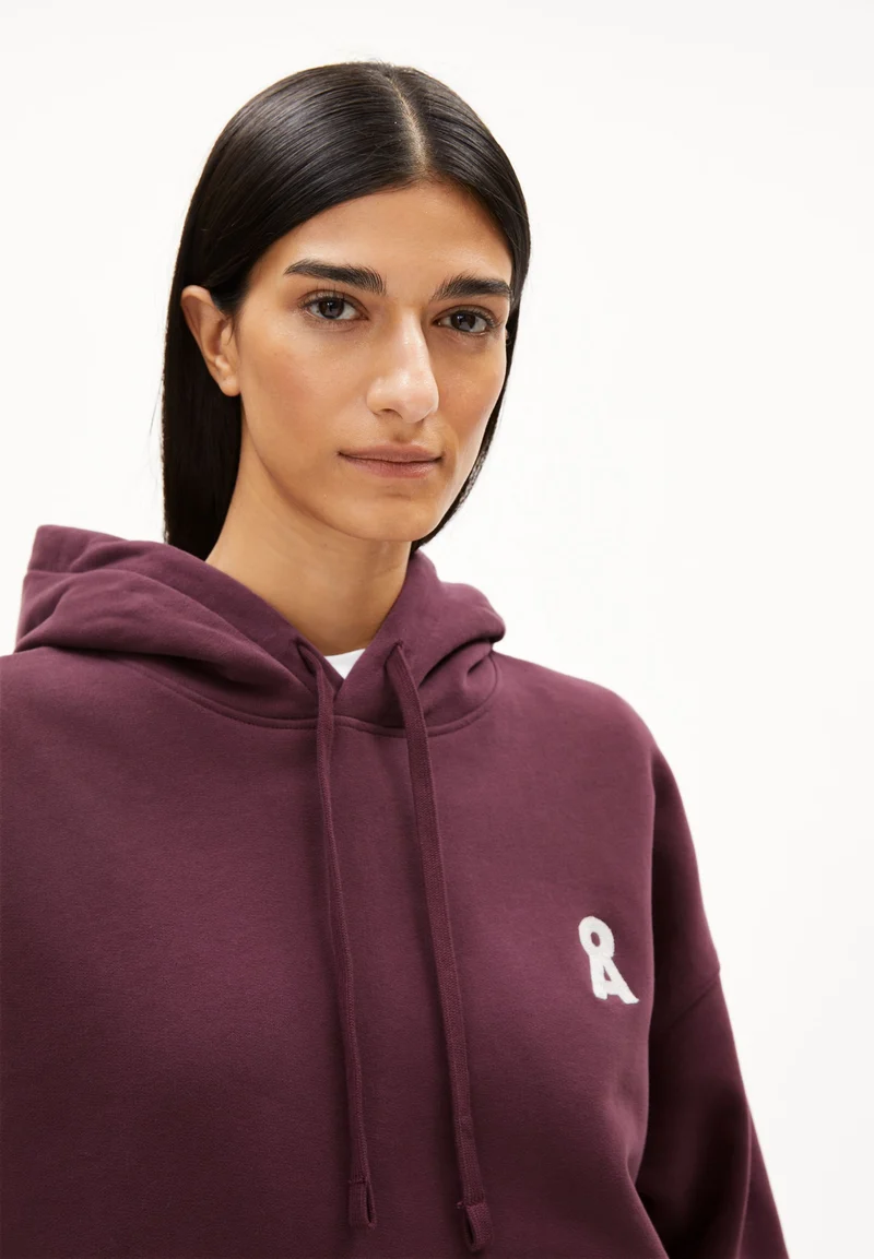 ICONIC Å FRANCISARAA HOODIE | dark cranberry