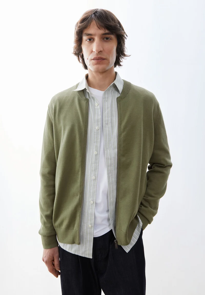 AGAAMON STRICKJACKE | fatigue green