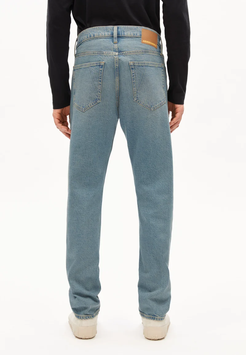 DYLAANO STRAIGHT JEANS | otra