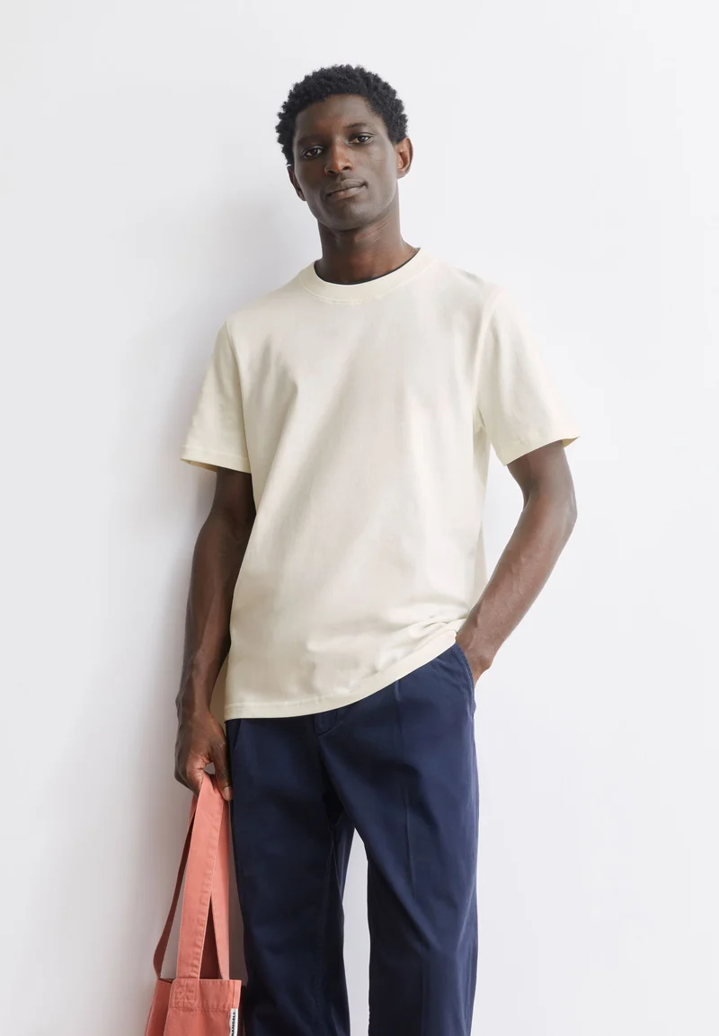 MAARKOS MID WEIGHT T-SHIRT | oatmilk