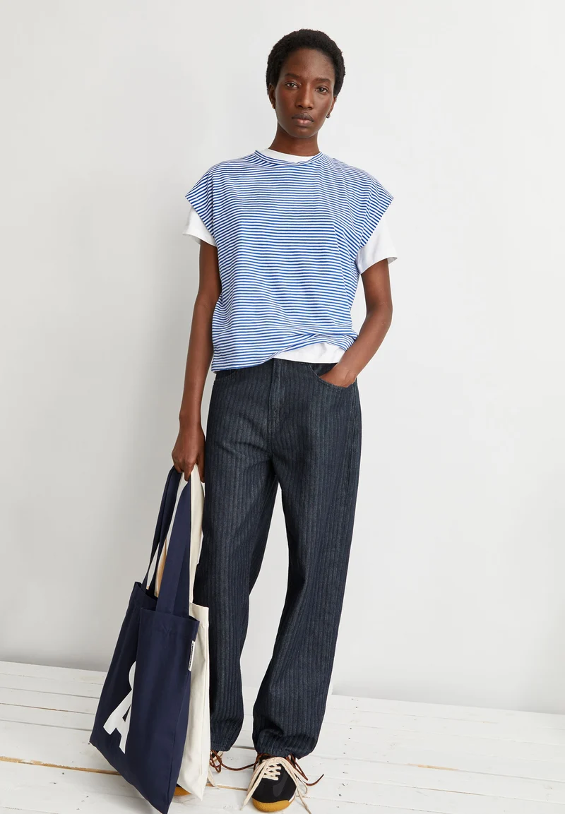 SLUB JERSEY GESTREIFTES T-SHIRT | oatmilk-dynamo blue