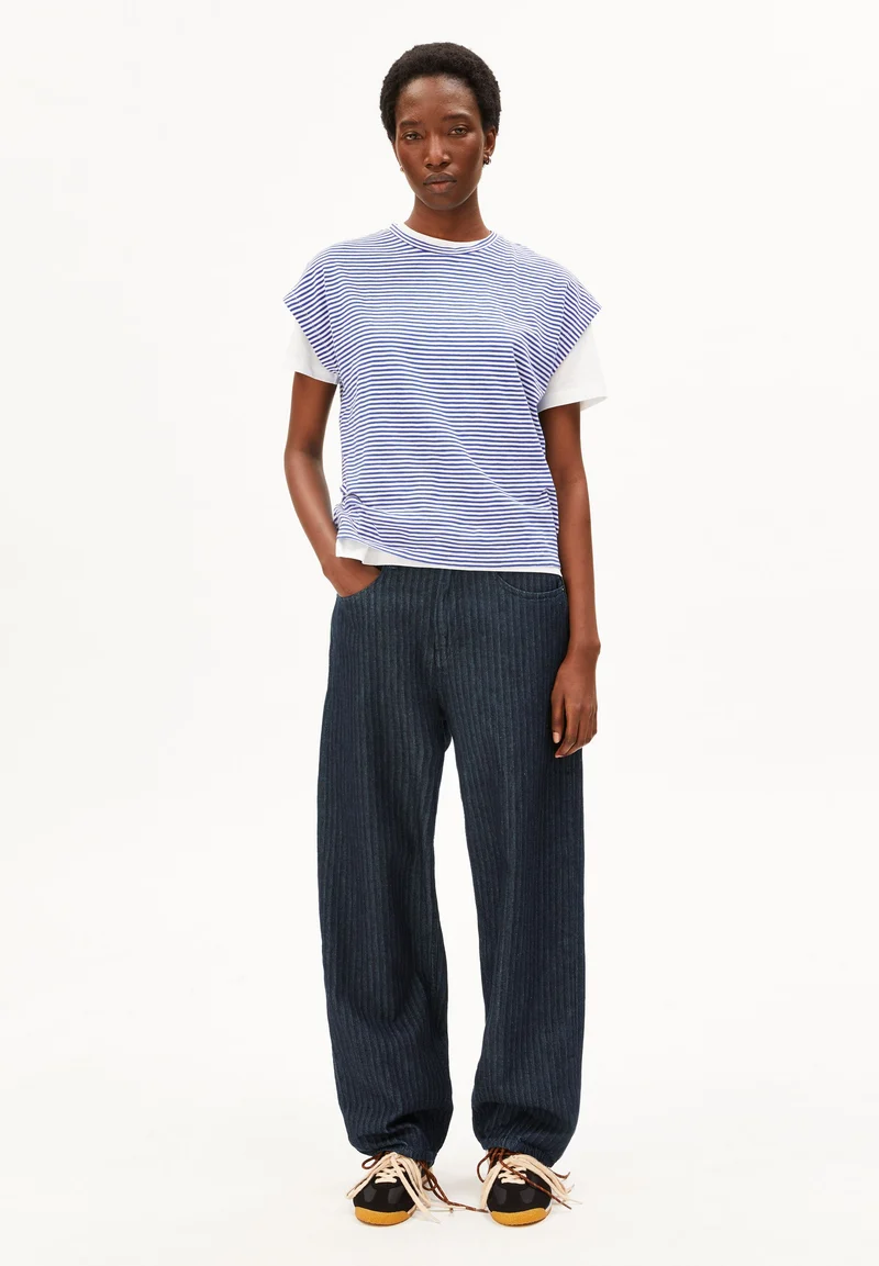SLUB JERSEY GESTREIFTES T-SHIRT | oatmilk-dynamo blue