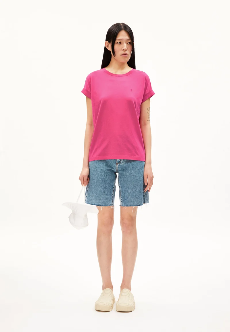 IDAARA T-SHIRT | bright raspberry