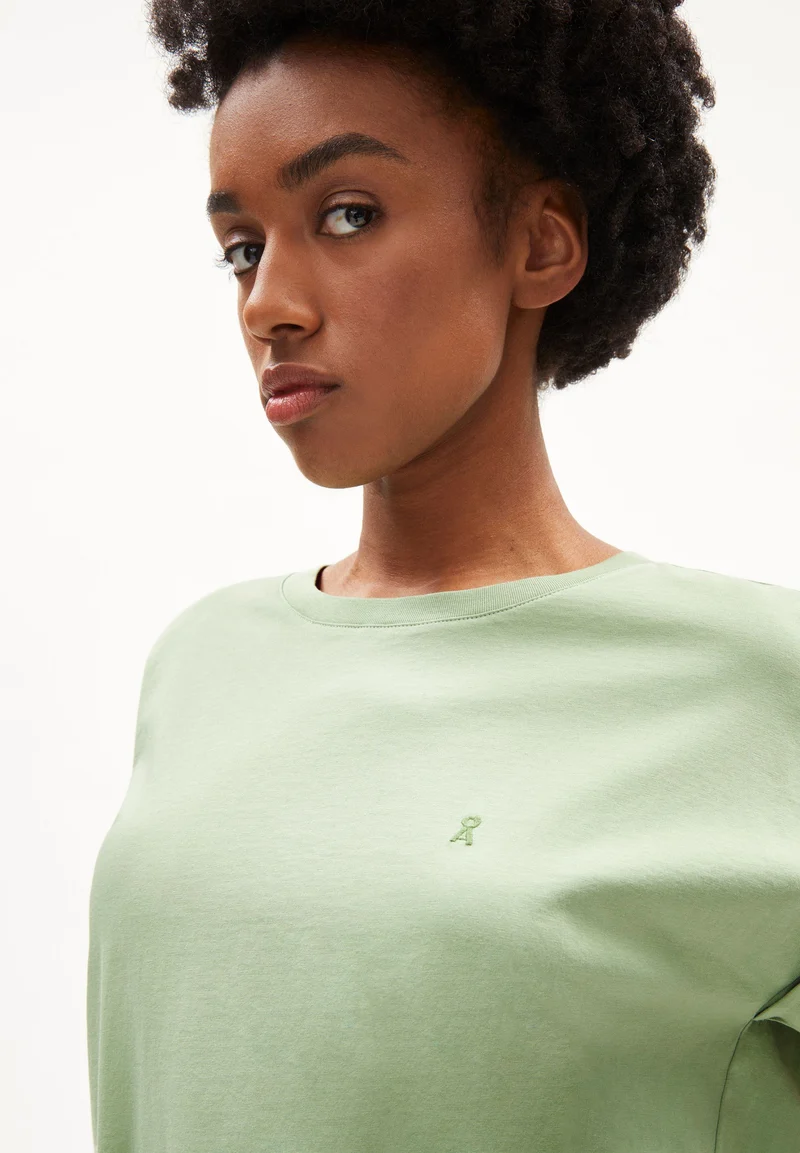 IDAARA T-SHIRT | smith green