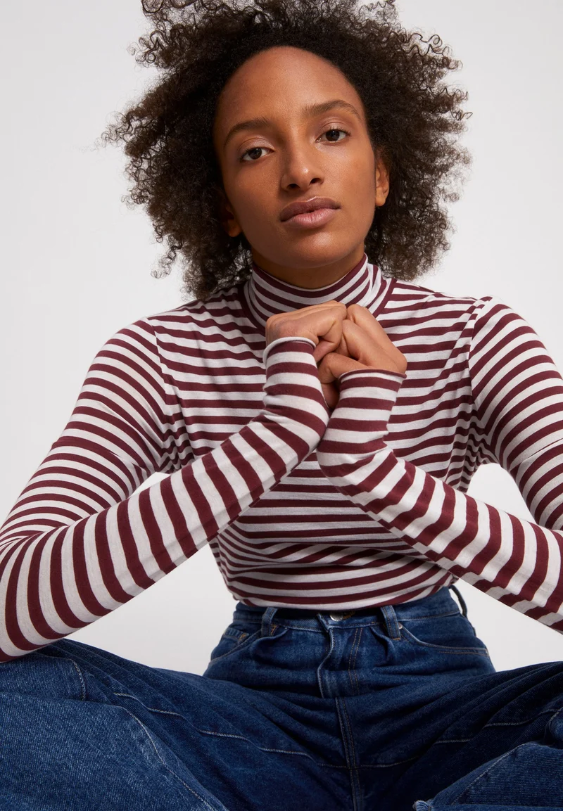MALENAA STRIPES | ruby red-oatmilk