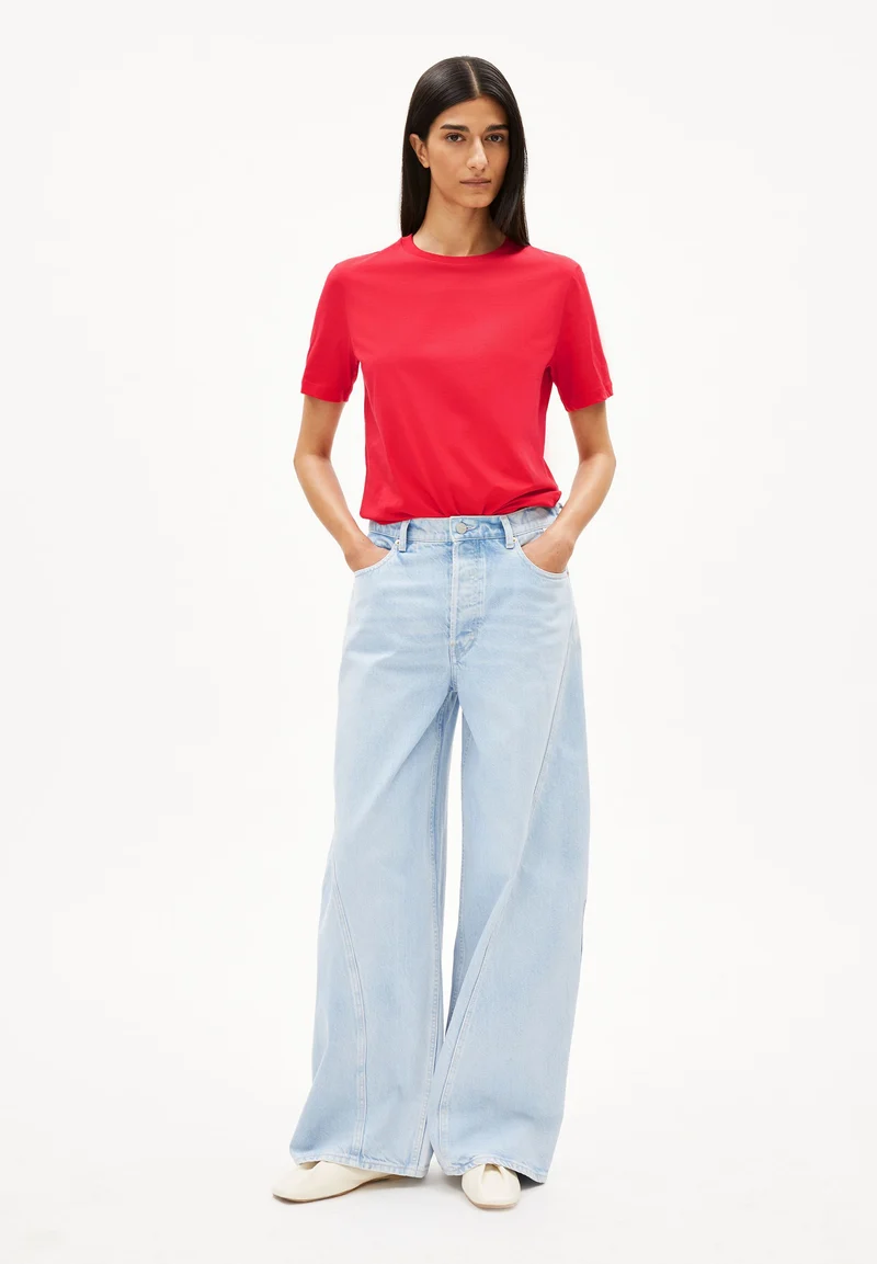 LUALAA T-SHIRT | candy apple