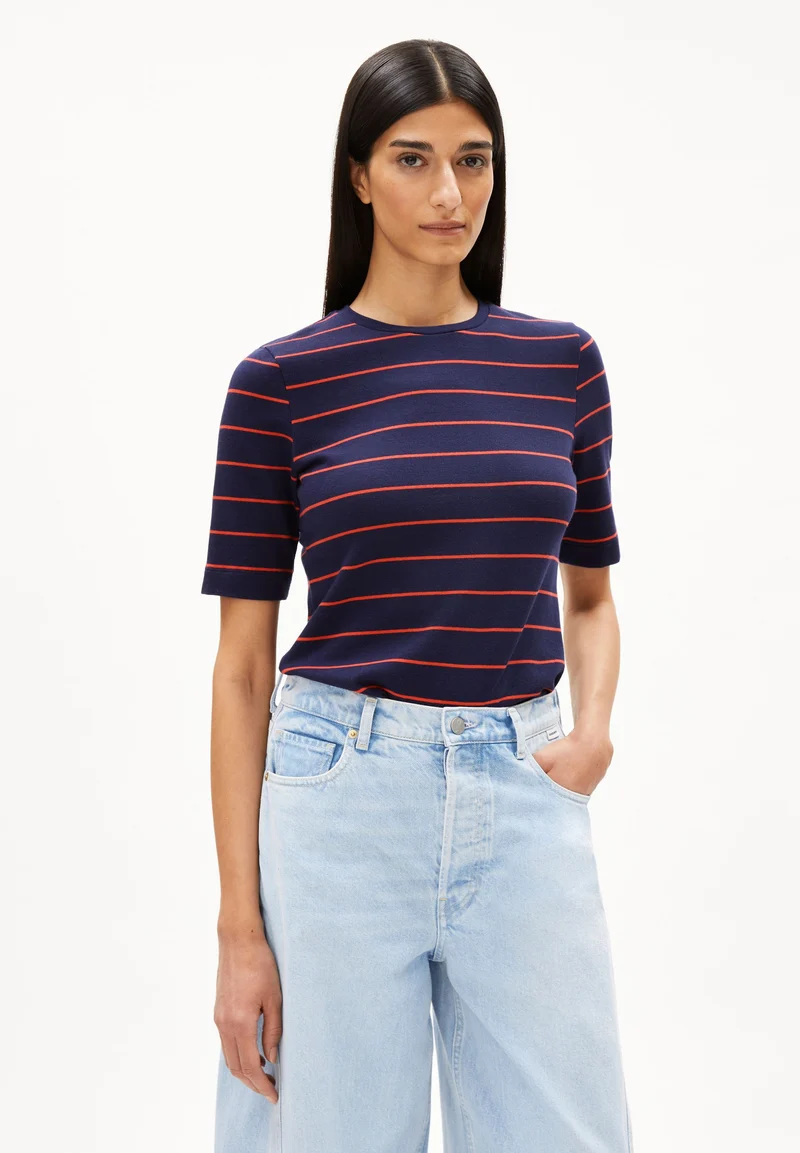 JAANISARA FINE STRIPE