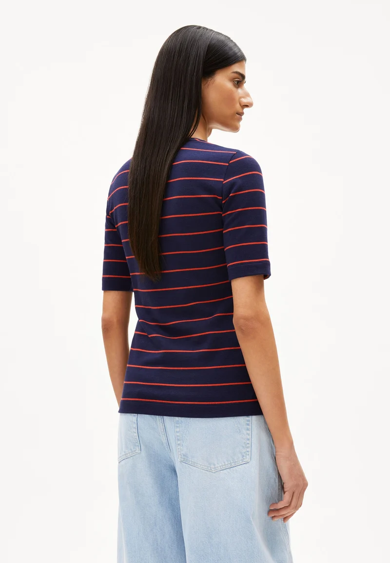 JAANISARA GESTREIFTES T-SHIRT | tinted navy-candy apple