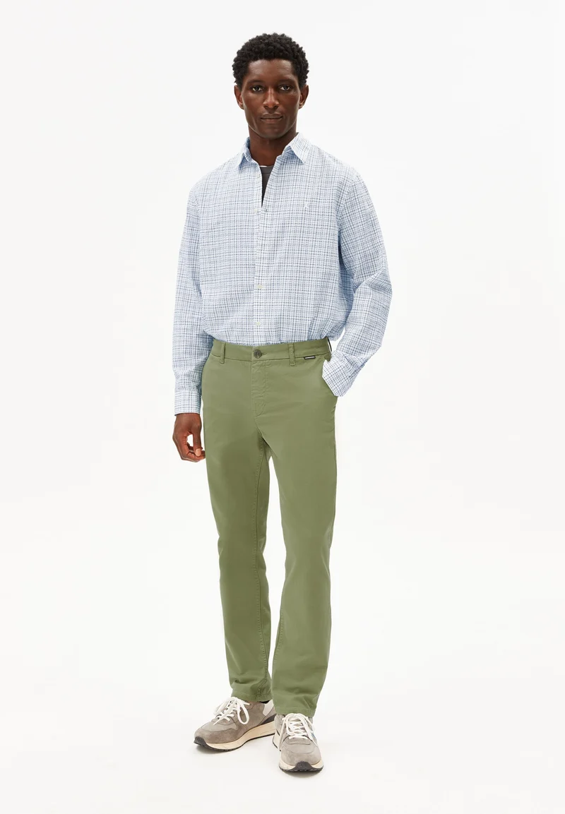 AASTER CHINOHOSE | fatigue green