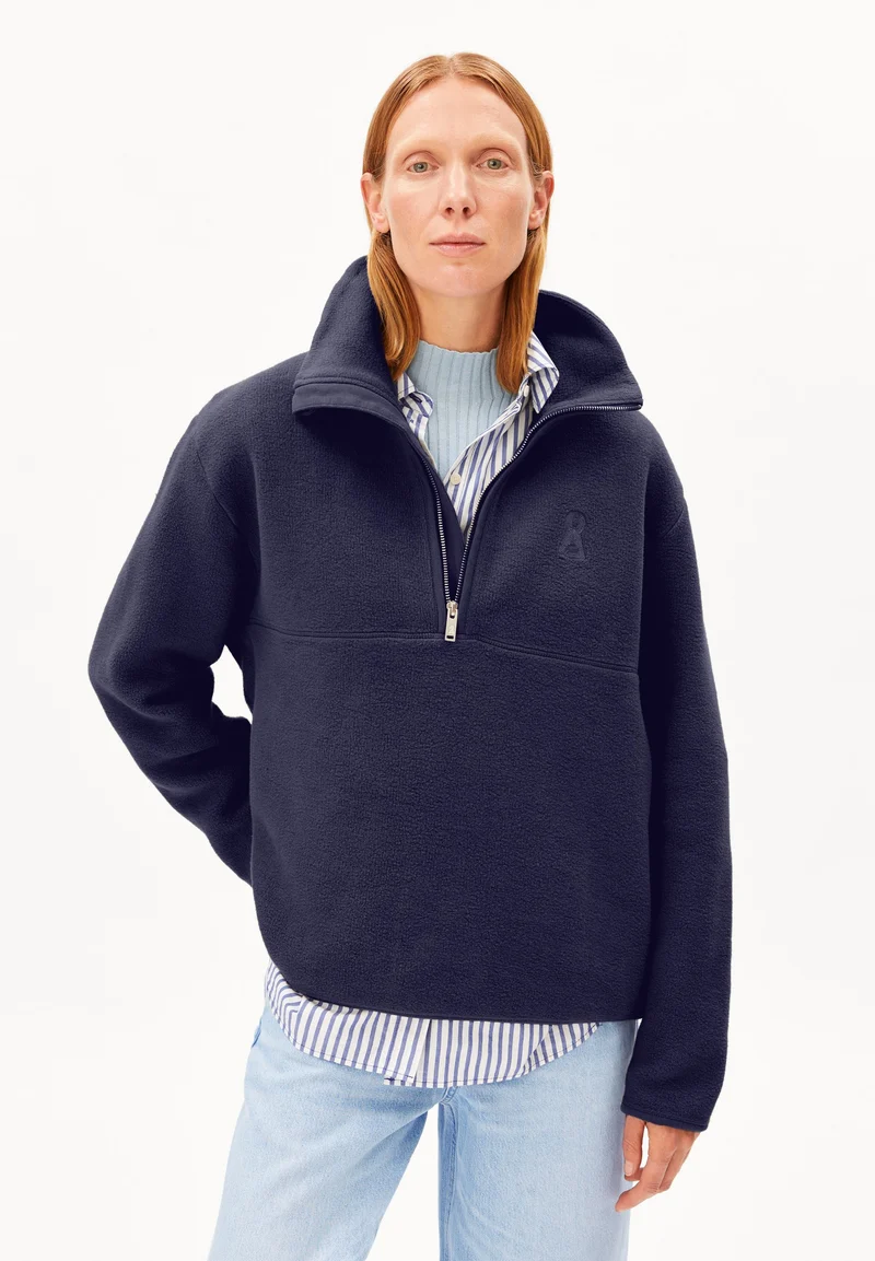 HAARLEENAA BAUMWOLL-FLEECE | tinted navy