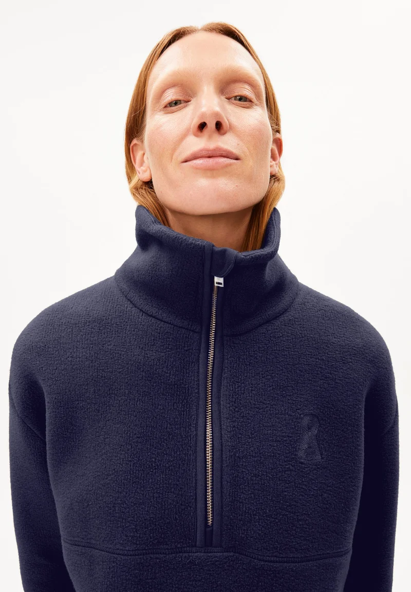 HAARLEENAA BAUMWOLL-FLEECE | tinted navy