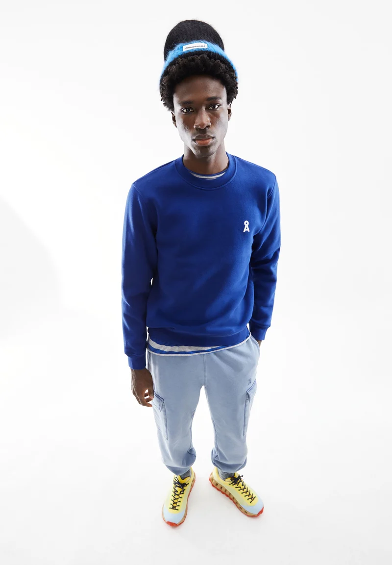 BAARO CHANGEMAKERS SWEATSHIRT | dark wave