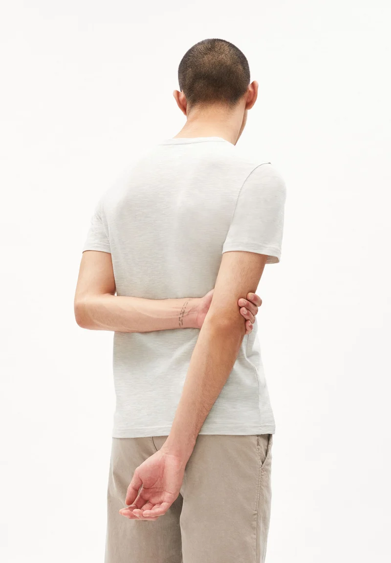 JAAMES STRUCTURE | undyed-purple noise