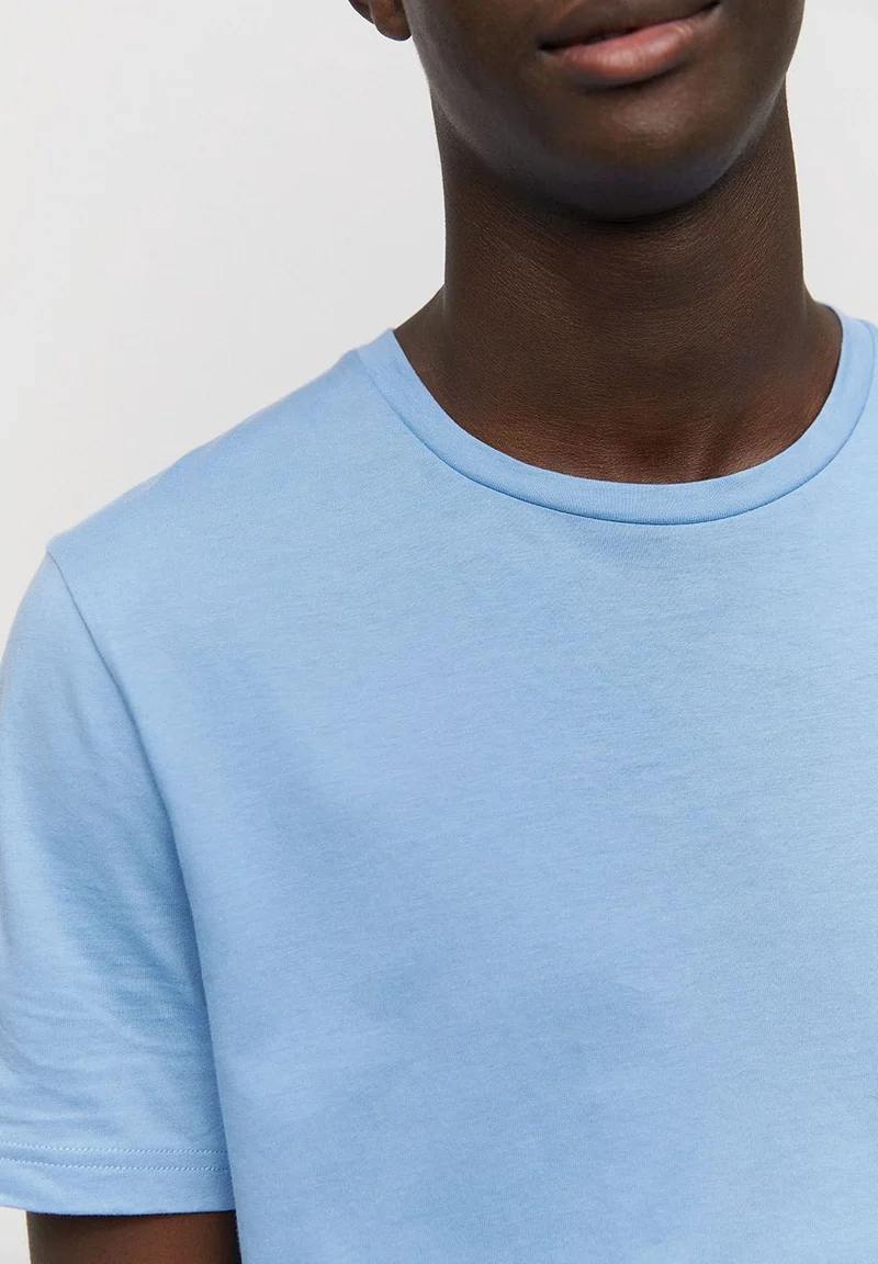 JAAMES T-SHIRT | washed sky blue