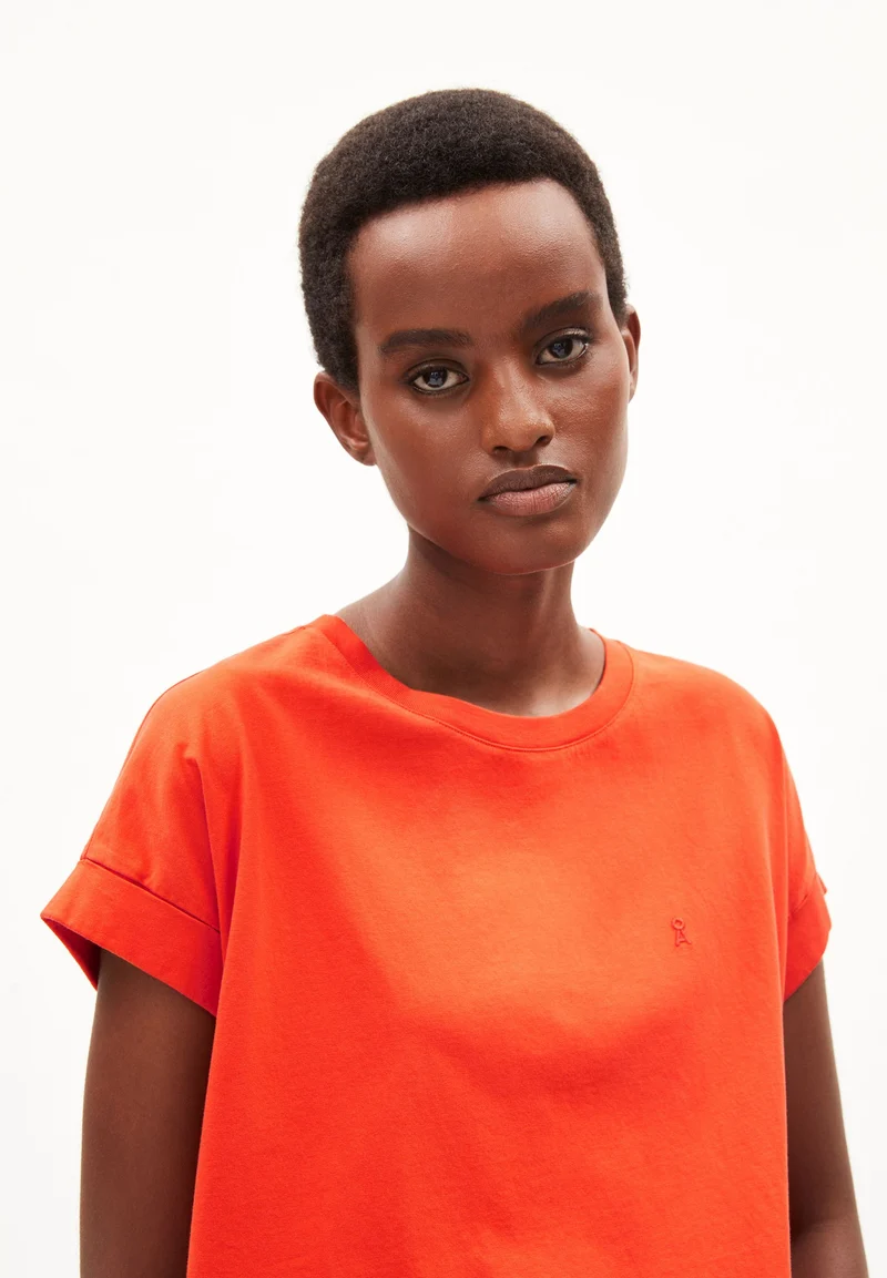 IDAARA T-SHIRT | emergency red
