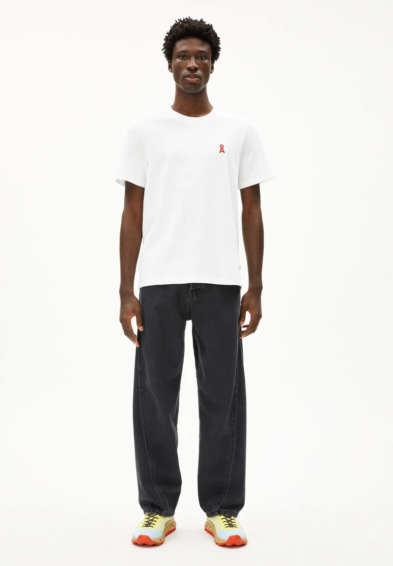 MAARKOS CHANGEMAKERS T-SHIRT | white