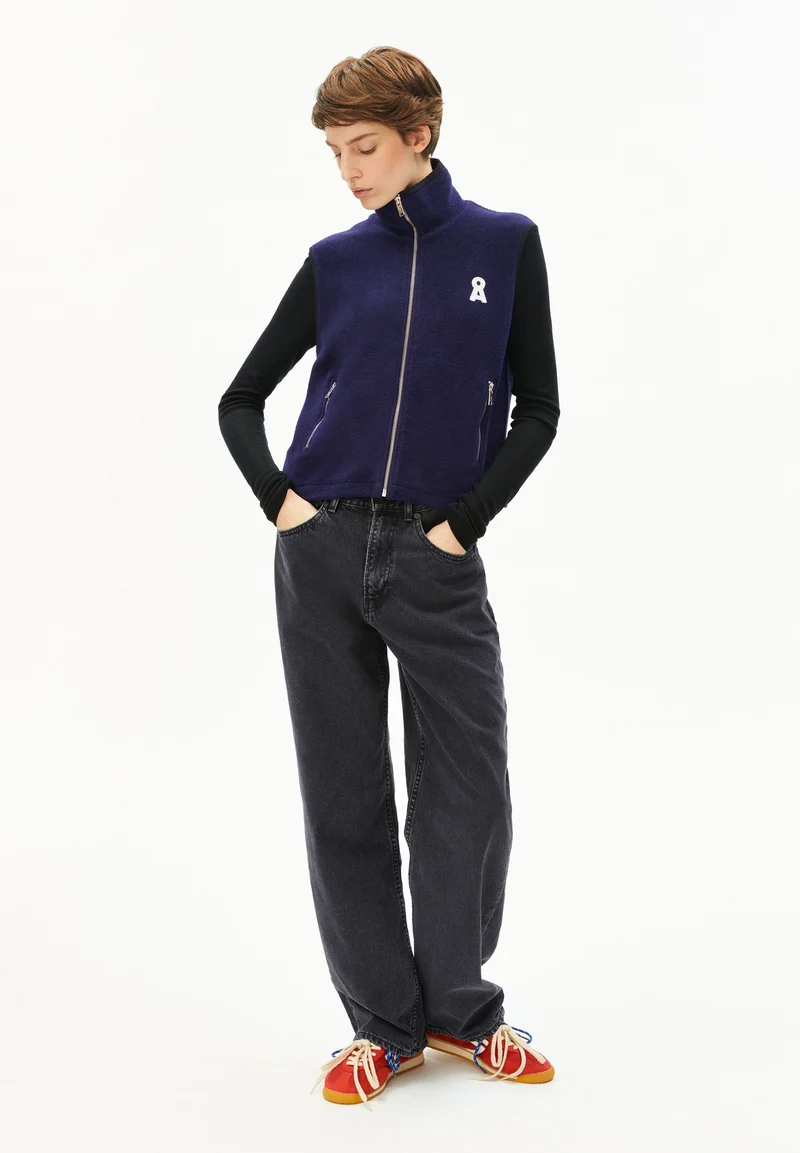 ICONIC Å KARLENAA | tinted navy