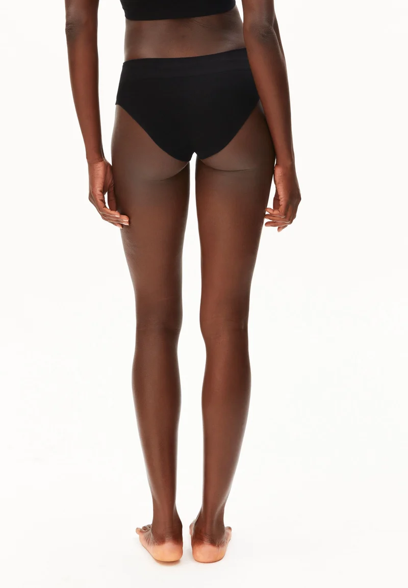 PANTAA SEAMAALA SLIP | black