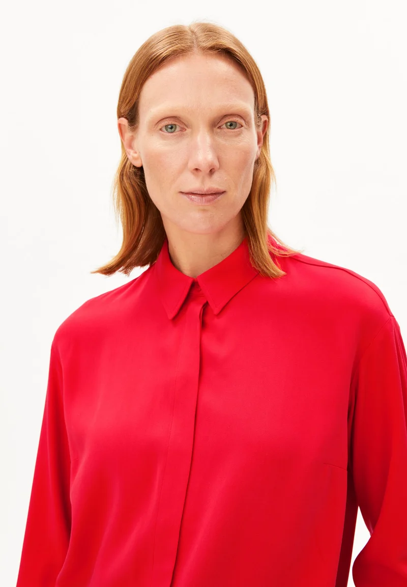 LARISAANA LANGARMBLUSE | mars red