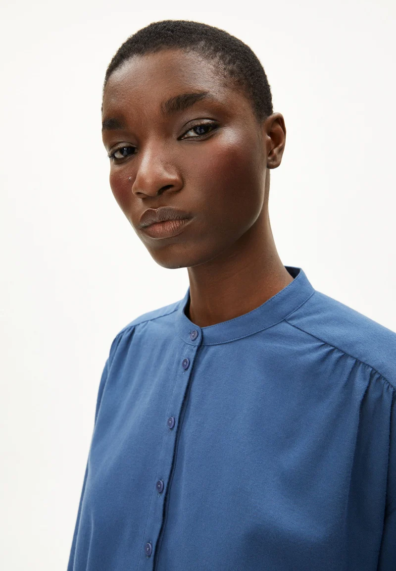 EFINARAA BRUSHED BLUSE | nightshadow
